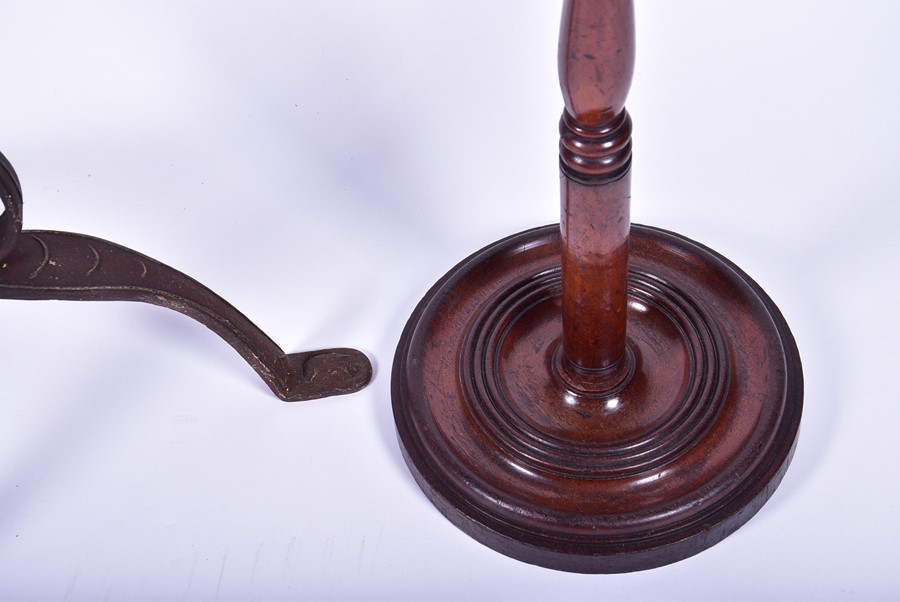 A late 19th century wrought iron telescopic Arts and Crafts lamp standard with applied metal - Image 10 of 14