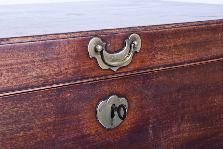 A George II oak two-drawer blanket chest with brass handles, 121 cm x 80 cm x 54 cm.CONDITION - Image 3 of 7