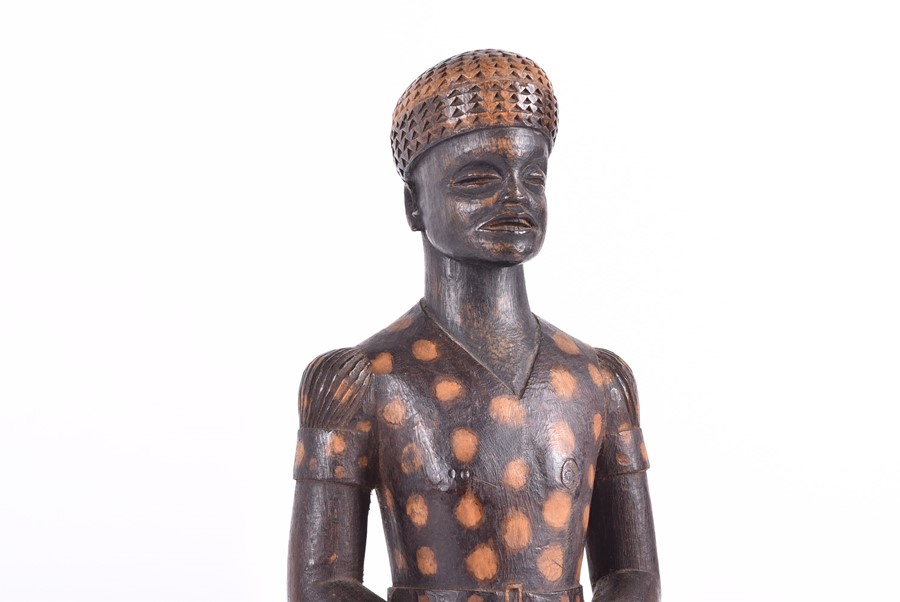 A carved African fertility sculpture modelled as an animalistic figure, 31.5 cm high, together - Image 11 of 20