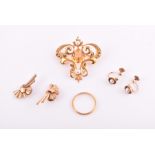 A miscellaneous collection of jewellery comprising: a gem-set and pearl 9ct gold brooch, a pair of