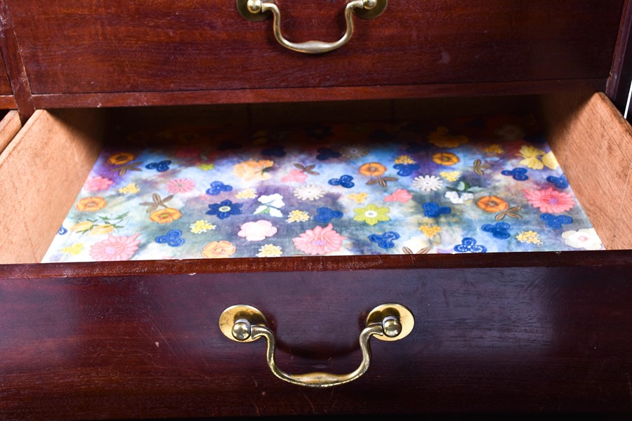 A George III period mahogany desk secretaire in the manner of Thomas Chippendale, the drop front top - Image 16 of 24