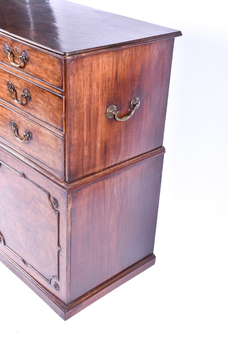 A George III period mahogany desk secretaire in the manner of Thomas Chippendale, the drop front top - Image 18 of 24