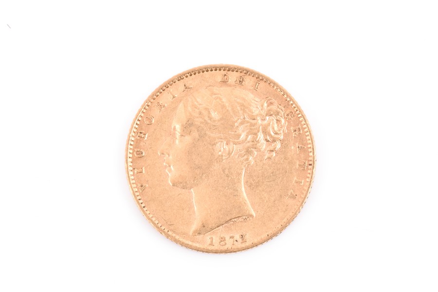 A Queen Victoria Young Head sovereign with shield back, dated 1872. - Image 2 of 2