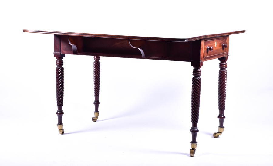 A Victorian mahogany Pembroke table with frieze drawers at either end, on spiral-twist turned legs - Image 3 of 5