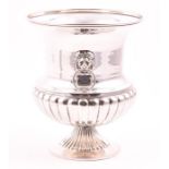 A Continental silver pedestal vase of urn form with lion mask ring handles, 16.5 cm high, 9 ozt.