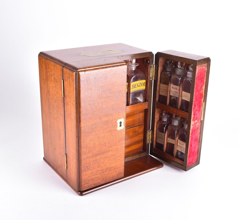 An early 19th century mahogany medicine cabinet in the double fronted cupboard style, also known - Image 5 of 5