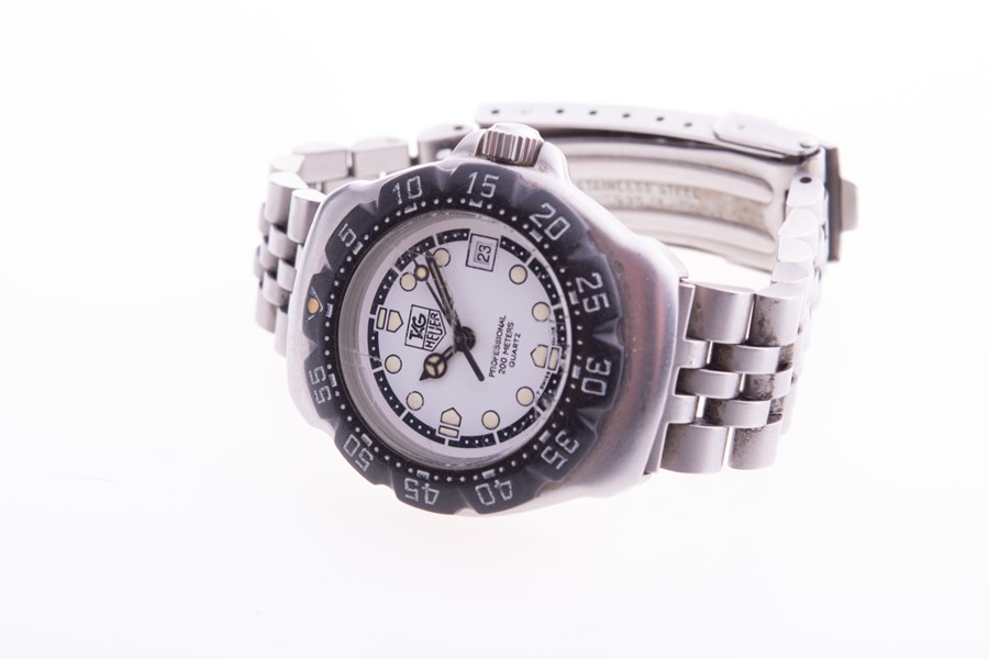 A Tag Heuer Professional Formula 1 ladies stainless steel wristwatch the white dial with roundel - Image 4 of 8