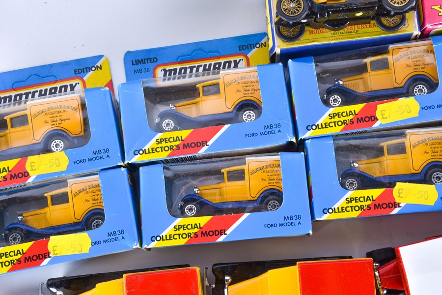 A large quantity of Matchbox diecast model vehicles some boxed, mostly loose cars, and other - Image 8 of 18