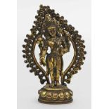 Kleine Skulptur des "Padmapani".Vergoldete Bronze, 168 g. Detaillierte Ausformung, die re. Hand in