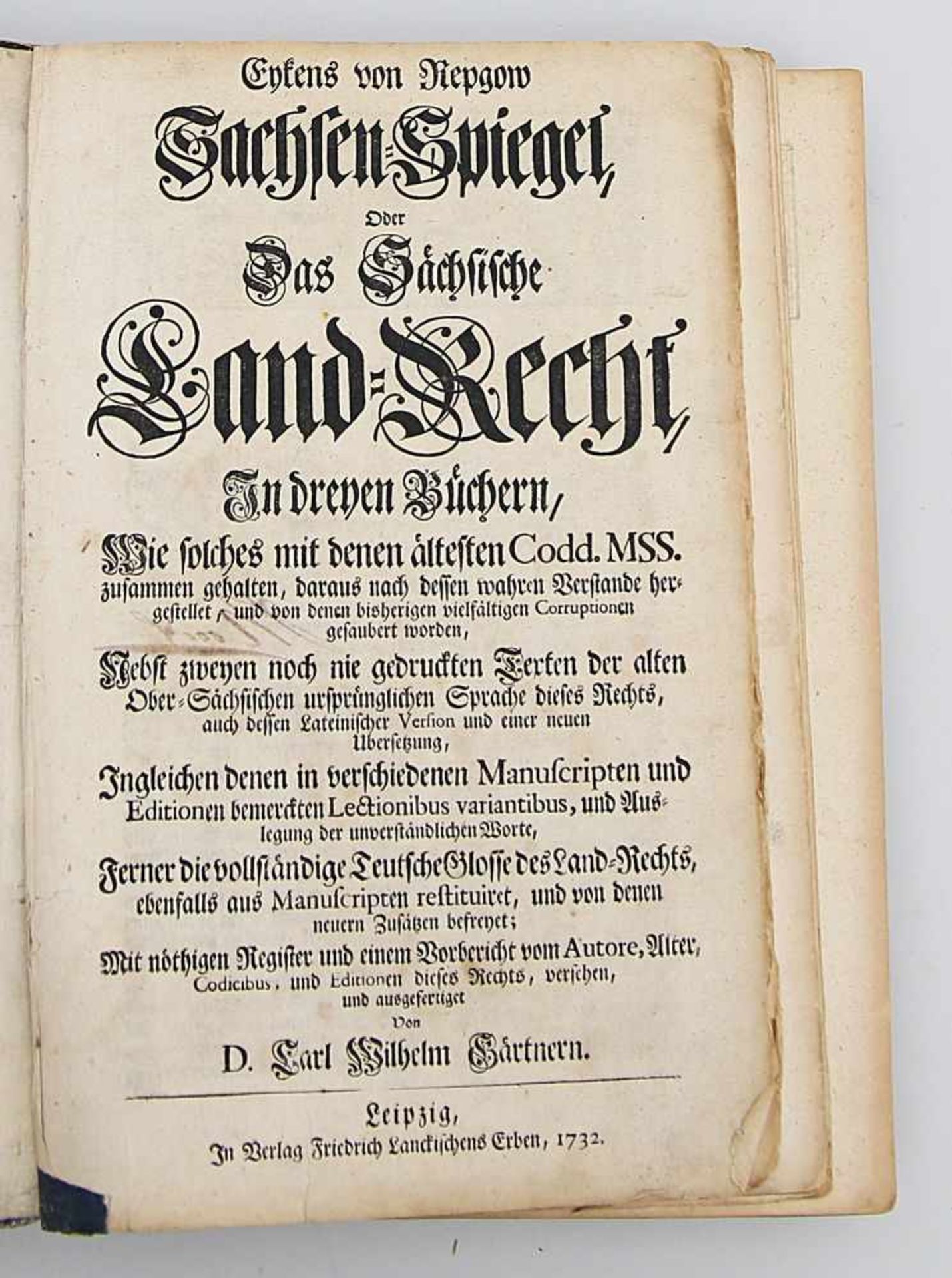 Sachsenspiegel, 1732."Sachsenspiegel über das sächsische Landrecht". Alters- und Gebrauchsspuren,