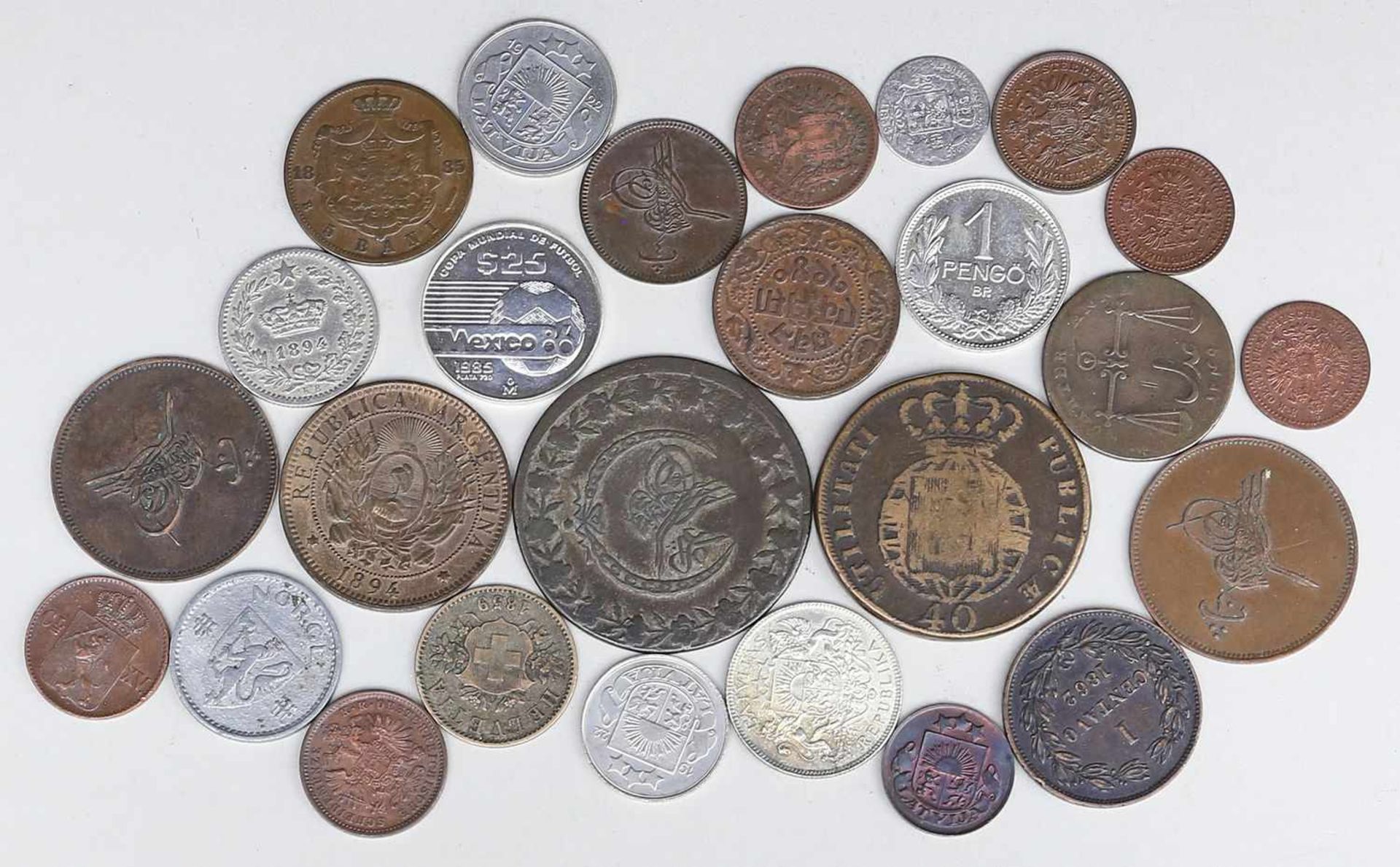 26 Münzen, überwiegend Europa.19./20. Jh. s-ss.