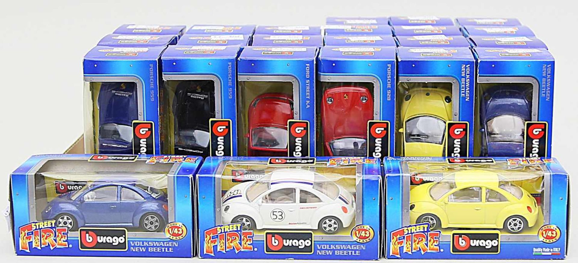 24 Spielzeugautos, Burago, 1:43.Verschiedene Modelle aus der "Street Fire Collection". Je in