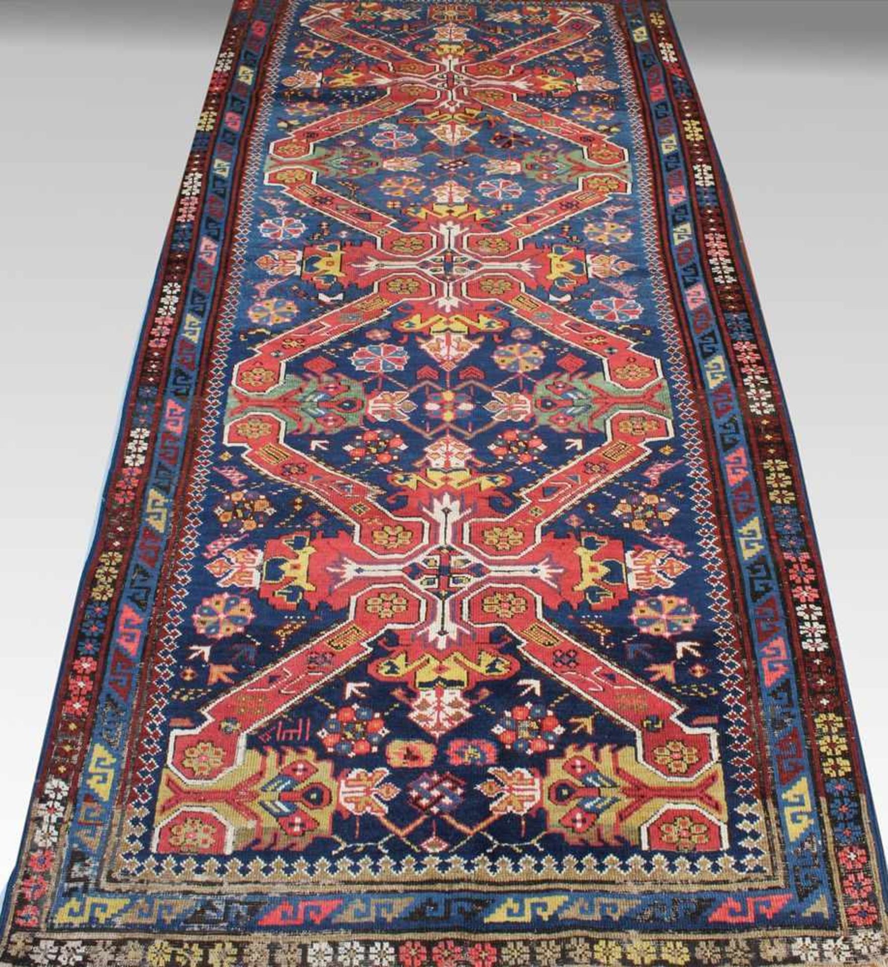 Seychur (Ostkaukasus, Kuba-Schirwan-Gebiet, um 1900), ca. 243x 108 cm.EHZ 4.