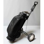 Golfset, Callaway.Acht Schläger "Titanium Irons" von Callaway mit Tasche mit Trolley. Alters- und