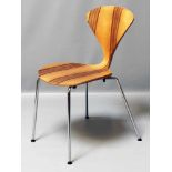 Cherner, Norman (1920 Brooklyn 1987)Cherner Side Chair mit Untergestell aus verchromtem Stahlrohr.