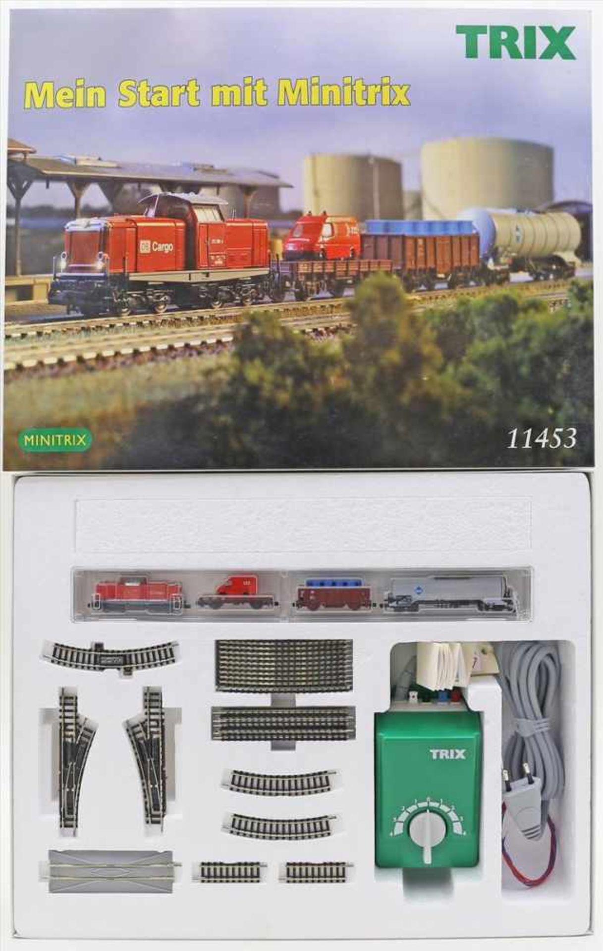 Startpackung mit Güterzug, Minitrix Spur N.Art.-Nr. 11453, Funktion der Lok nicht geprüft.