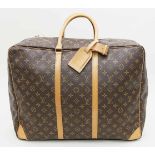 Reisetasche, Louis Vuitton.Softcase aus Monogram-Canvas mit Besatz aus Rindsleder. Mit