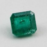 Smaragd, 2,621 ct.Im Emeraldcut. Kräftige Farbe, natürliche Wachstumsmerkmale. Behandelt. Sambia.