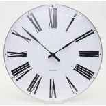 Jacobsen, Arne (1902 Kopenhagen 1971)Wanduhr "Roman Clock" aus Aluminium und Glas. Guter,