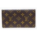 Etui, Louis Vuitton.Mogram-Canvas. Zwei Einsteckfächer. L. Gebrauchsspuren. Ca. 17x 9,5 cm.- - -19.