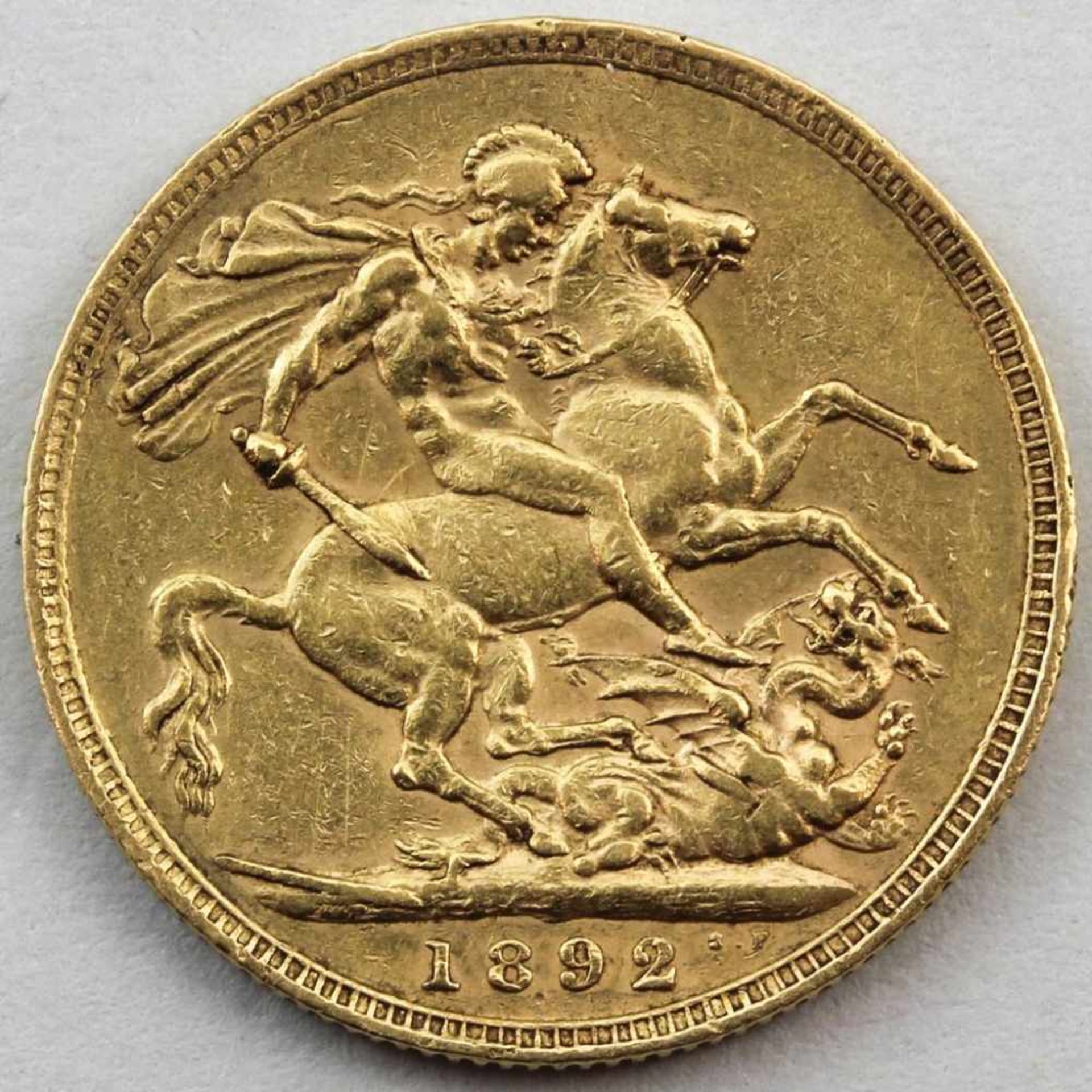 Goldmünze, England, Victoria, 1 Sovereign, 1892.917/000 GG, 7,97 g. ss.- - -19.33 % buyer's