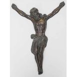 Unbekannter Künstler (1. Hälfte 20. Jh.)Christus (Dreinageltyus). Braun patinierte Bronze (