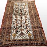 Belutsch, Seide, ca. 222x 120 cm.EHZ 2.- - -19.33 % buyer's premium on the hammer price19.00 % VAT