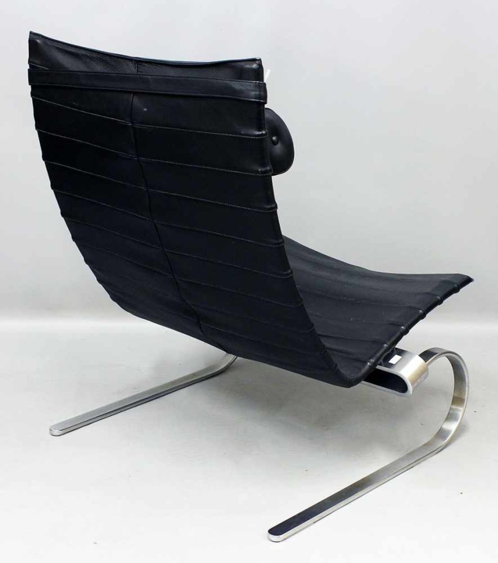 Kjaerholm, Poul (1929 Osterva - Hillerod 1980)Lounge-Sessel "PK 20". Gestell aus verchromtem - Bild 2 aus 2