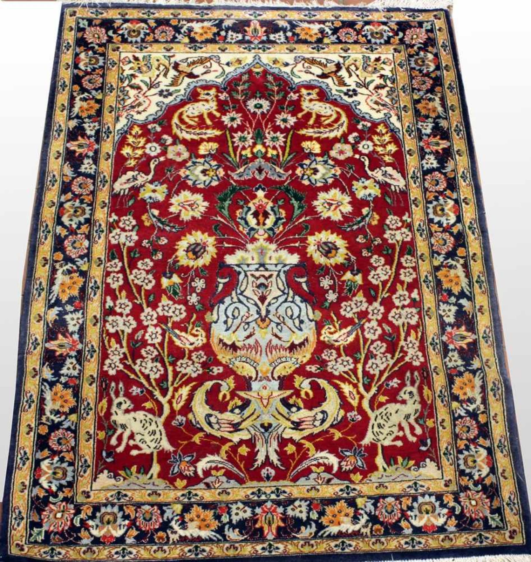 Isfahan, ca. 107x 71 cm.EHZ 3, Fransen beschnitten und reinigungsbedürftig.- - -19.33 % buyer's