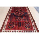 Tapijt, Shiraz, 275 x 172 cm.A carpet, Shiraz, 275 x 172 cm.