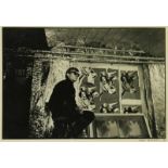 FINKELSTEIN, NAT (1933-2009), ges. en gedat. '94 r.o., Andy Warhol in zijn Factory, zwart/wit foto