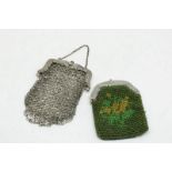 Lot met 2 zilveren beursjes, 19e eeuwLot od 2 silver pouches, 19th century