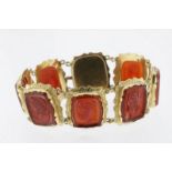 Gouden armband met carneool, cameo geslepen neo classistische afbeeldingen, en profile, 19e eeuw,