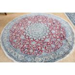 Tapijt, ronde Nain, diameter 200 cm.A carpet, round Nain, diameter 200 cm.