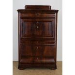 Mahonie Biedermeier secretaire a abantant, met 5 laden en schrijfklep waarachter vakverdeling, 19e