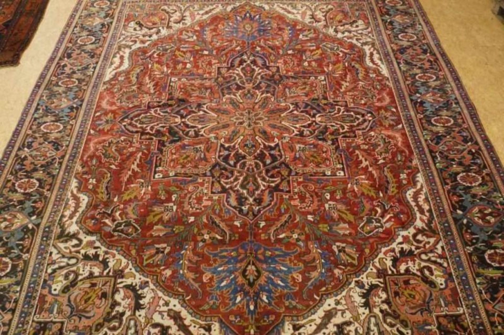 Tapijt, Heriz, 390 x 280 cm. Carpet, Heriz, 390 x 280 cm.