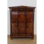 Mahonie Empire secretaire met schrijfklep waarachter interieur met 2 ingelegde paneeldeurtje en 9