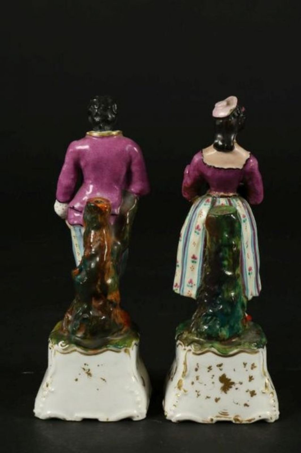 Stel porseleinen likeurflesjes als echtpaar, Duitsland 19e eeuw, h. 19 cm. - Bild 3 aus 4