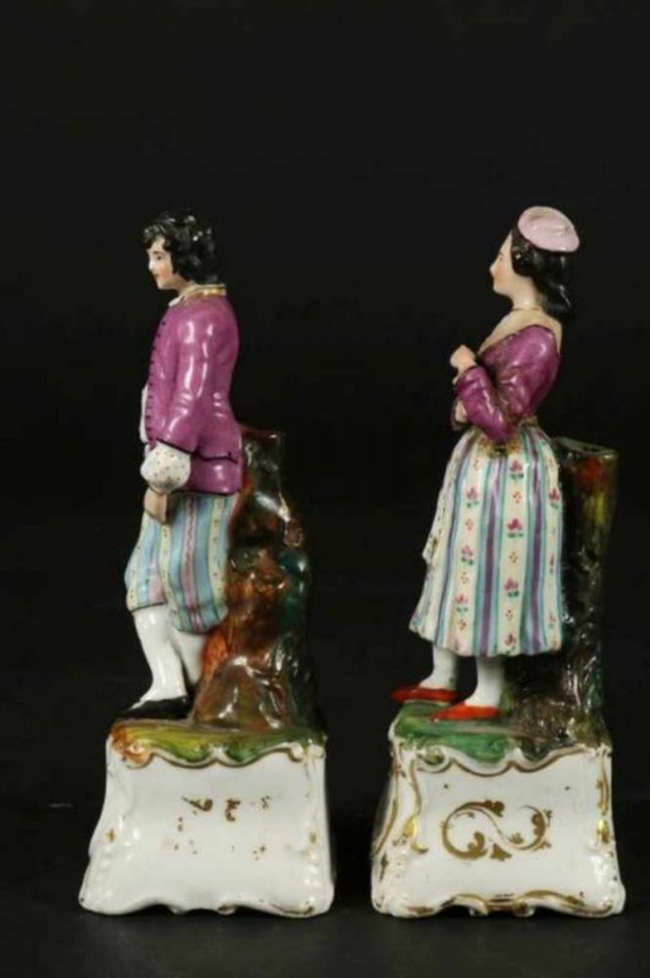Stel porseleinen likeurflesjes als echtpaar, Duitsland 19e eeuw, h. 19 cm. - Bild 4 aus 4