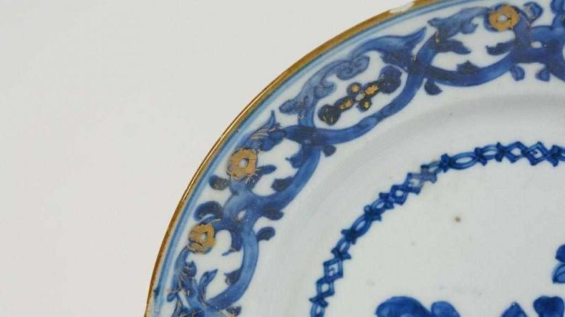 Serie van 6 zeldzame porseleinen Qianlong borden met Chine de Commande decor van tabaksbladeren naar - Bild 4 aus 5