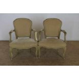 Stel noten Louis XV-stijl damesfauteuils.