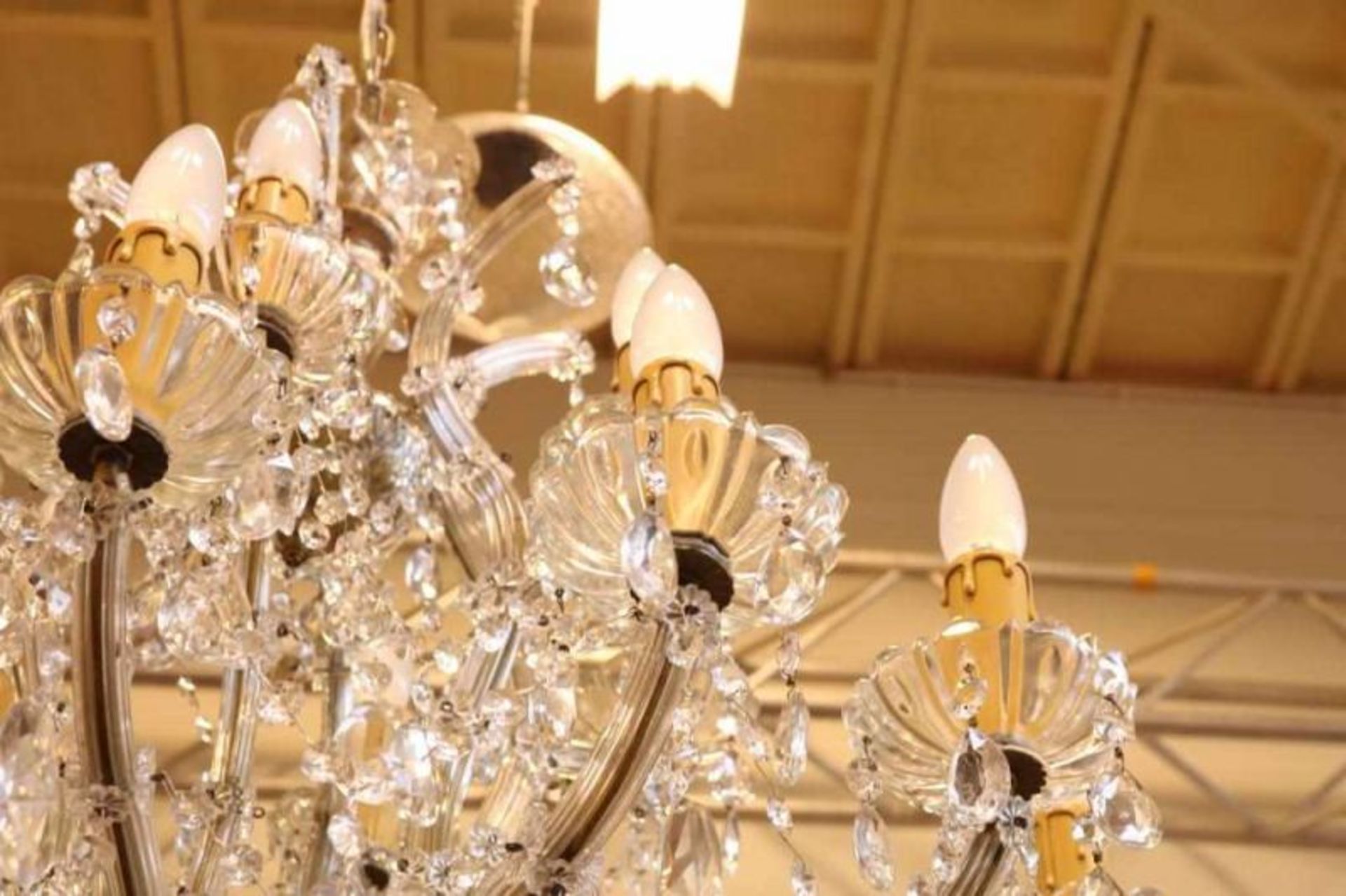 19 lichts hangkroom met kristallen pegels Chandelier with 19 lights and cristal ornaments - Bild 3 aus 3