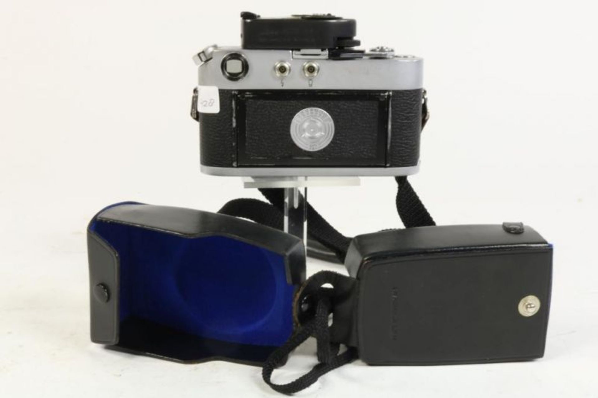 Leica M4 met diverse toebehoren w.o. 35 mm, 135 mm met bril en diverse lichtmeters - Bild 3 aus 5