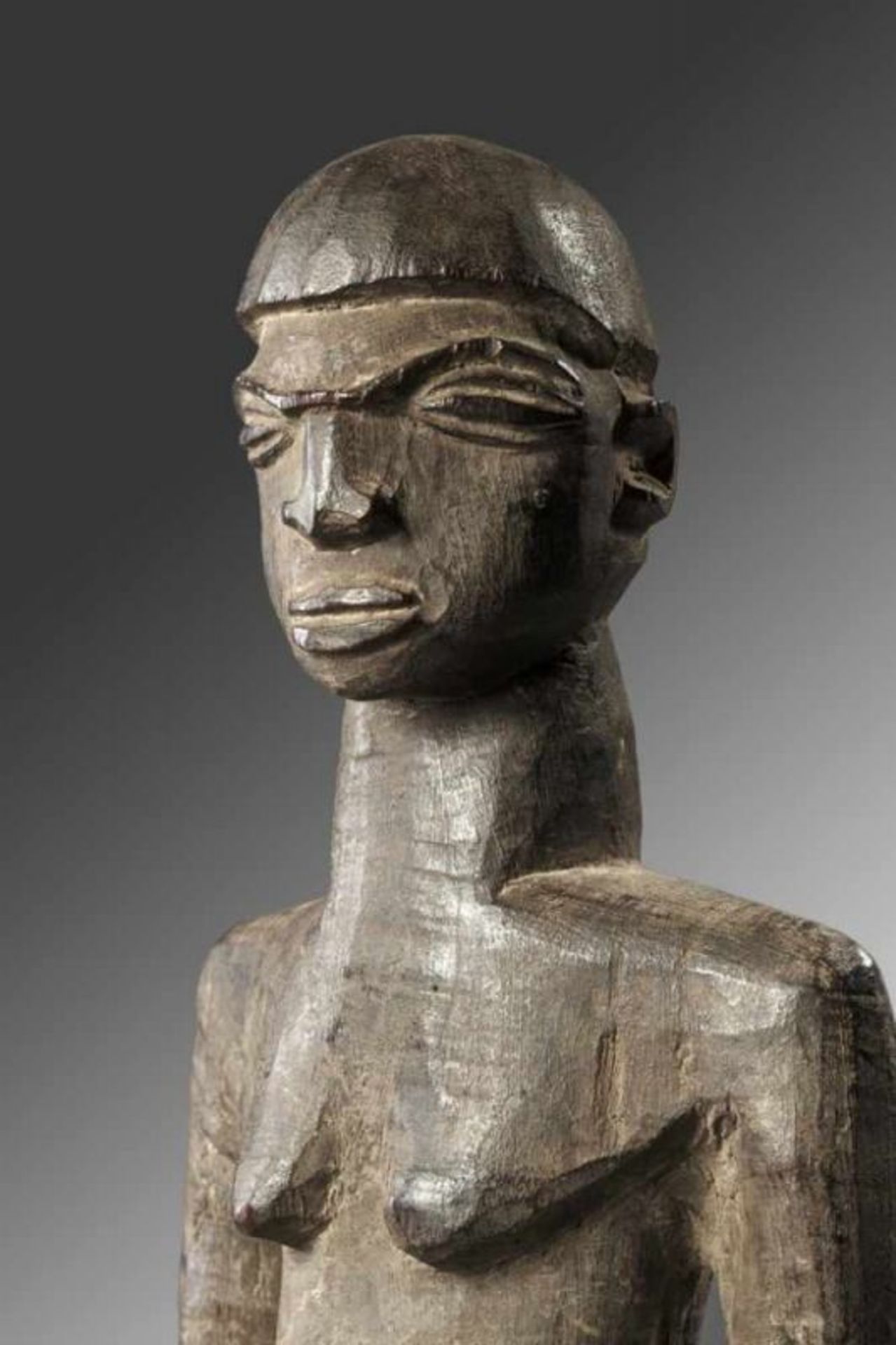 Burkina Faso, Lobi, seated female figure, Bateba Bambara.Protective function of the home. Carved - Bild 4 aus 6