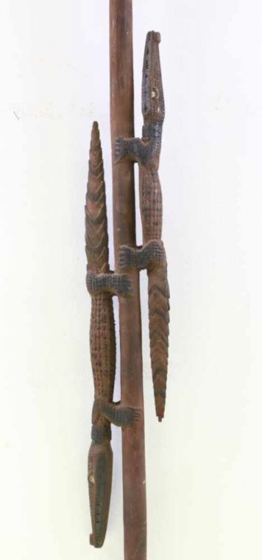 PNG, Middle Sepik, bamboo flute with wooden flute stopper and two wooden pounderwith carved - Bild 2 aus 4