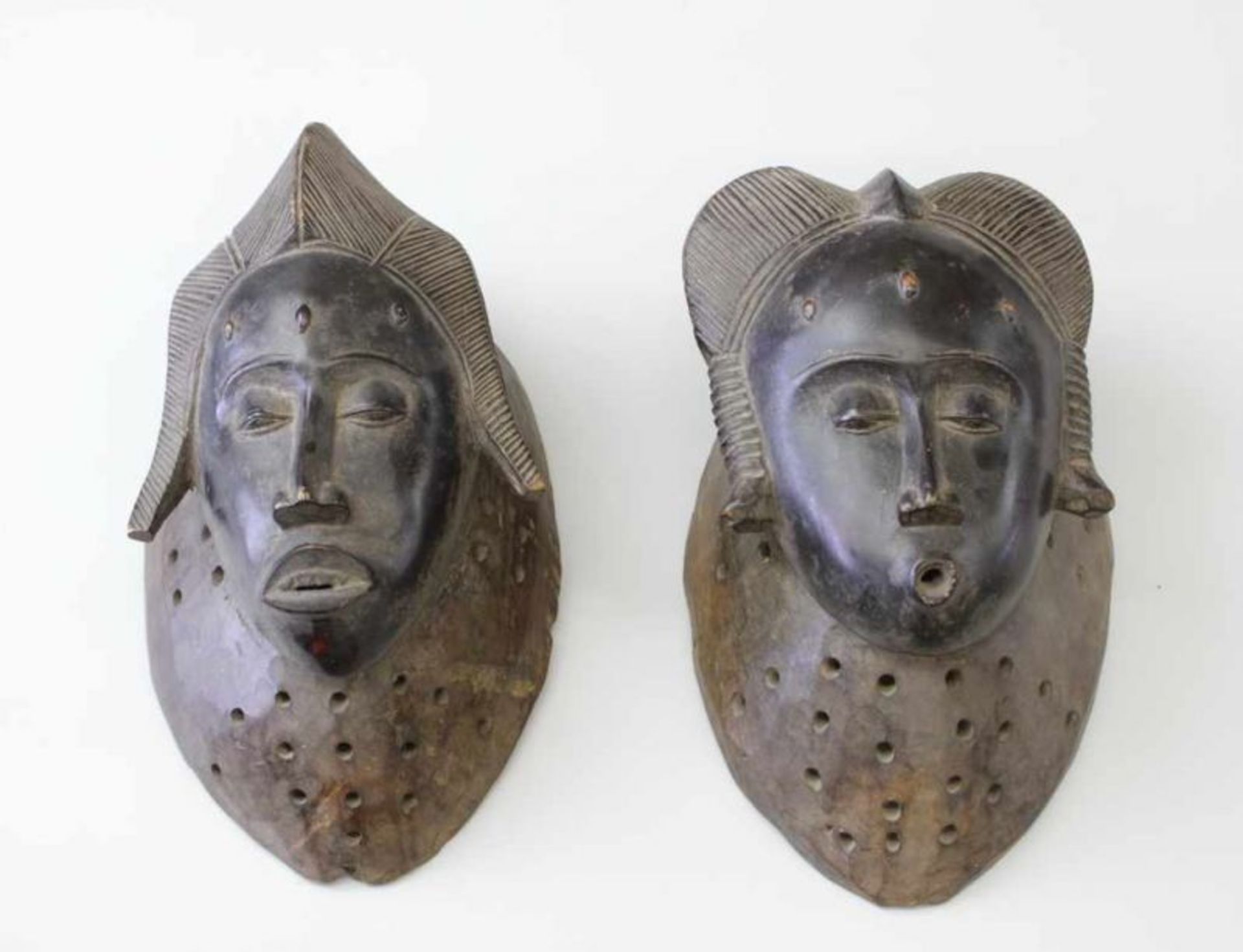 DIverse objecteno.a. stijl Ushabti en twee Baule maskers; [ds]120,00 - Bild 3 aus 3