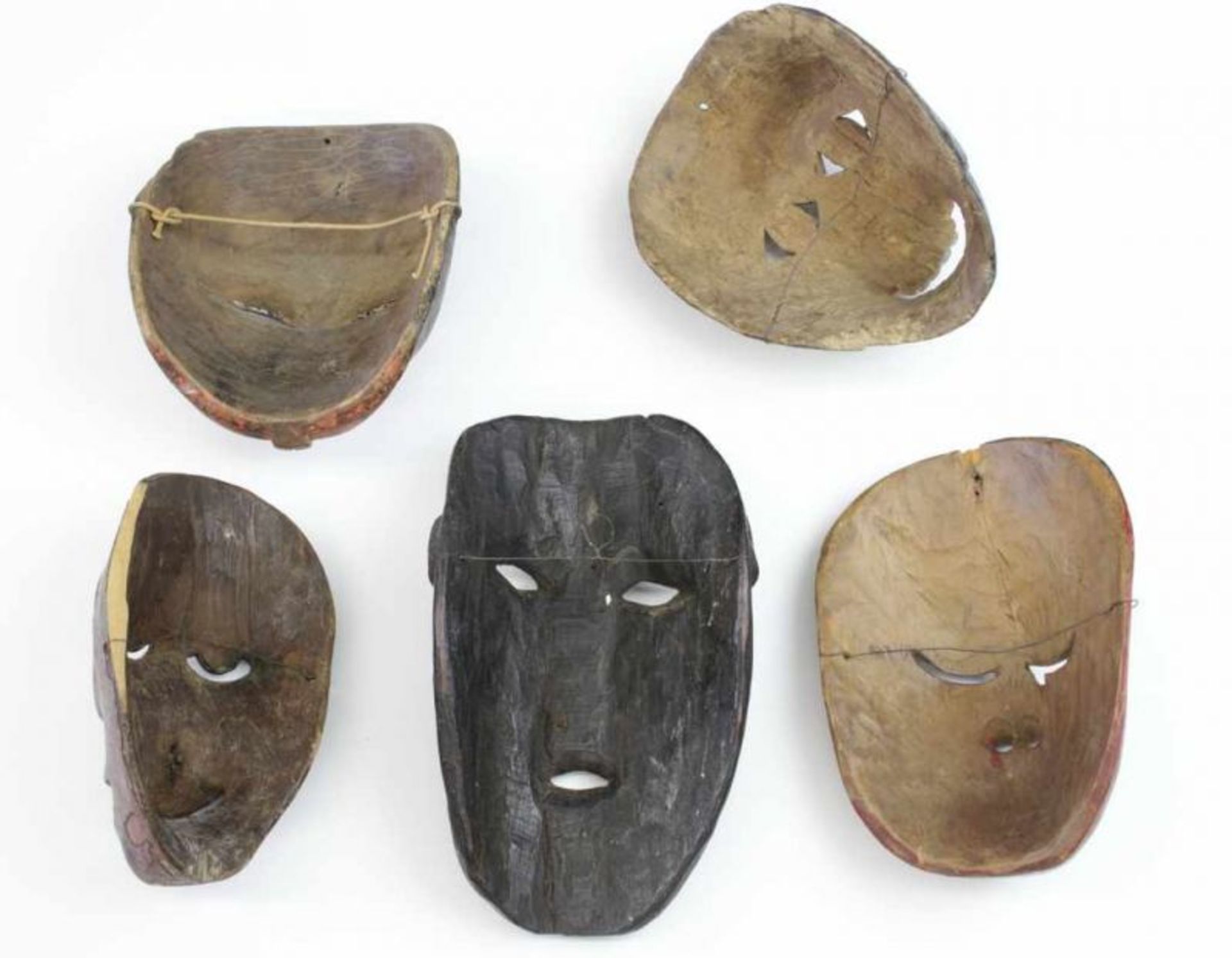 Java, collection of wooden painted Topeng masks, various charactersh. 13 - 18,5 cm.; [8]300,00 - Bild 2 aus 3