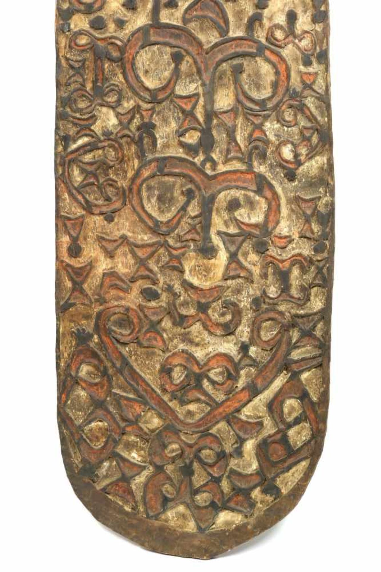 Papua Barat, North West Asmat, warshield, yamasj,topped by a ray head and with a central pattern - Bild 4 aus 4