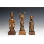 DRC., Sundi, wooden seated female figure, Kuba kingdom wooden half power figure en Zaramo,