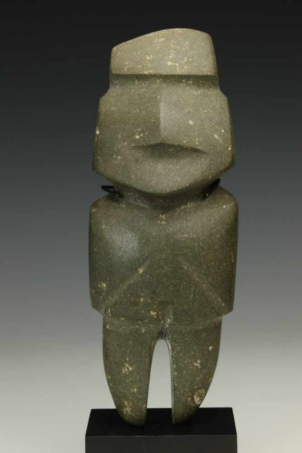 Mexico, Guerrero, Mezcala, stone antromorphic figure, 100 BC - 300 ADwith an old collection number - Bild 7 aus 7